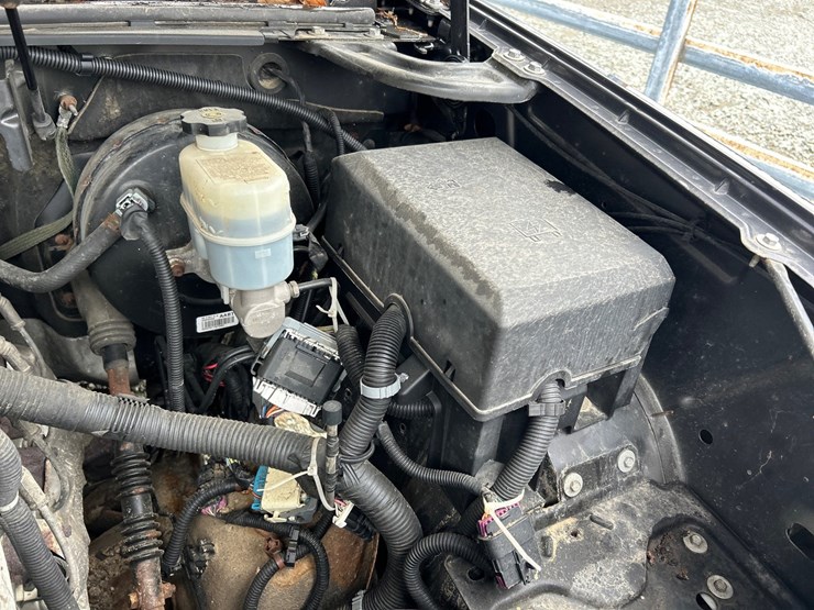 2010-gmc-yukon-image-26