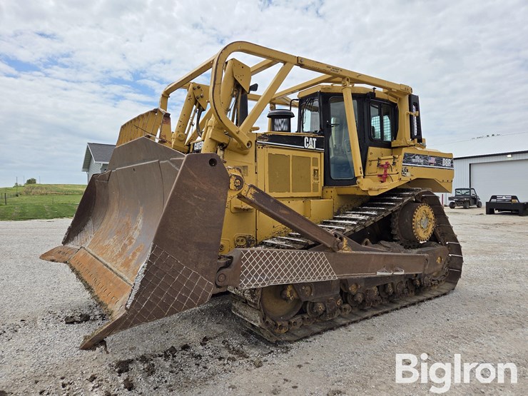 caterpillar-d8r-image-1