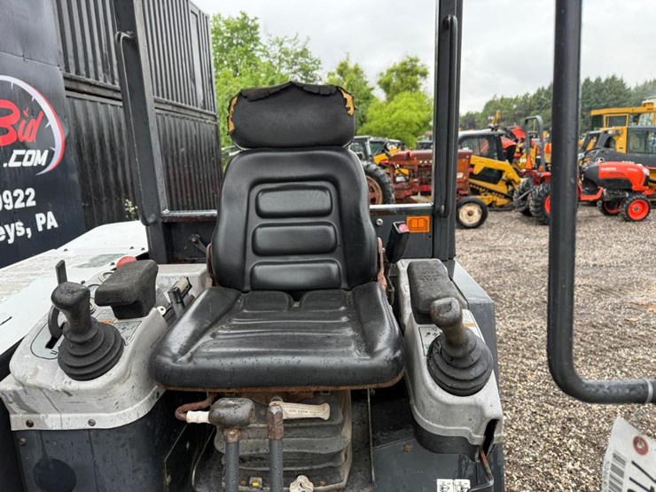 bobcat-331-image-19