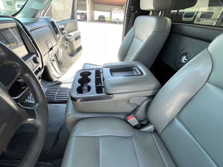 #156-•-2018-chevy-work-truck-(clean-nm-title)-image-55