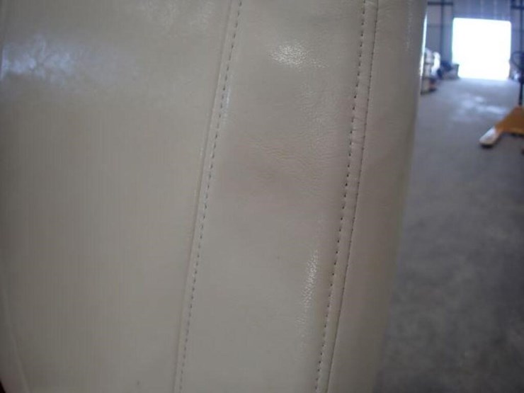 qty-of-(4)-dining-room-chairs-image-6