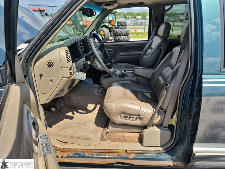 1997-chevrolet-tahoe-image-13