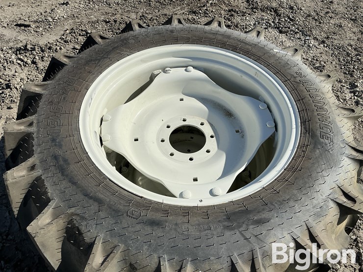 new-holland-28-image-9