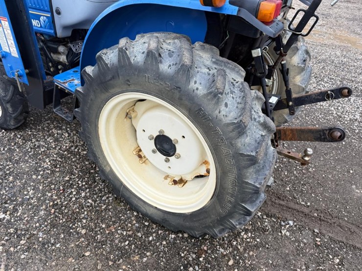 new-holland-workmaster-40-image-17