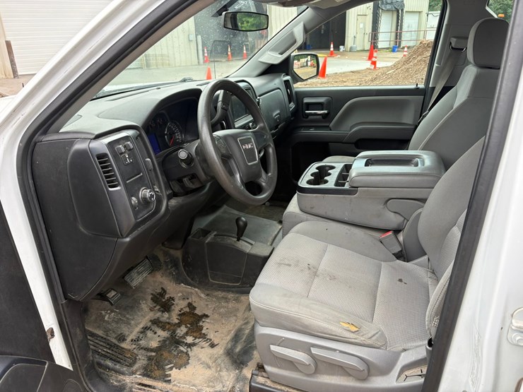2016-gmc-1500-image-30