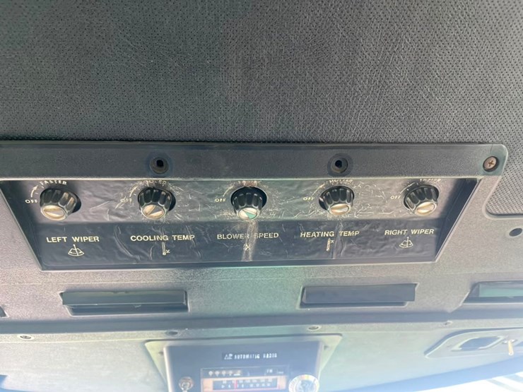 john-deere-4640-image-25