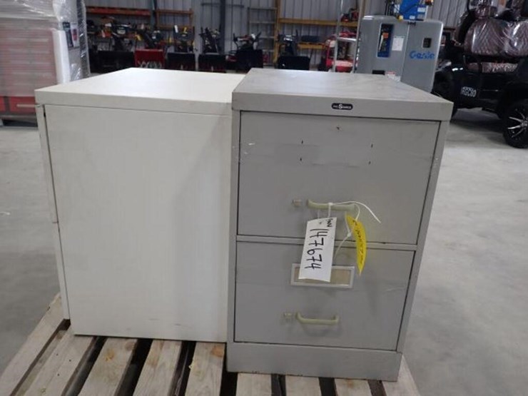 qty-of-(2)-metal-2-drawer-filing-cabinets-image-7