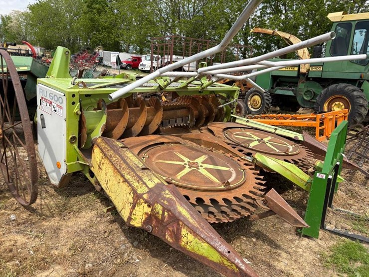 claas-4-row-rotary-corn-head-image-3