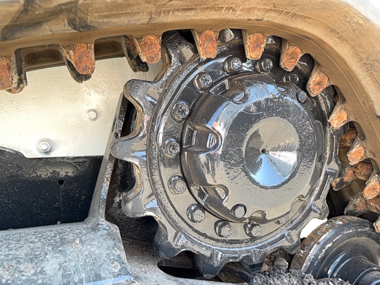 2019-bobcat-t450-image-15
