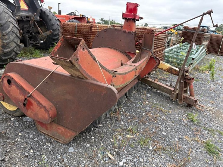 new-holland-36-image-3