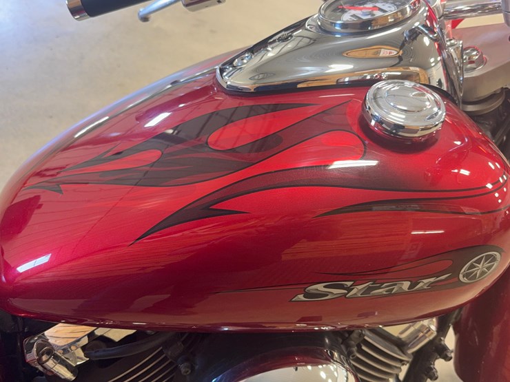 2008-yamaha-v-star-650-classic-image-10