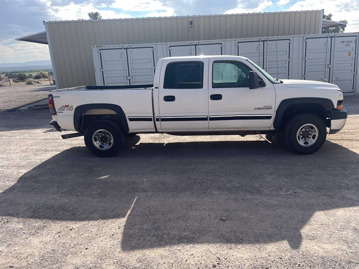 2002-chevrolet-2500hd-image-4