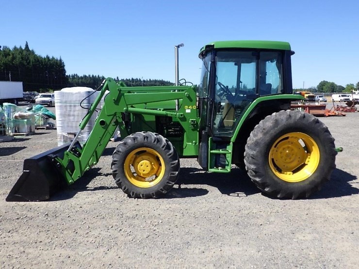 john-deere-tractor-loader-image-8