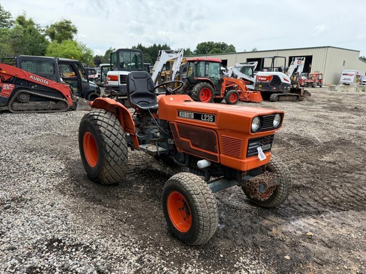 kubota-l235-image-6