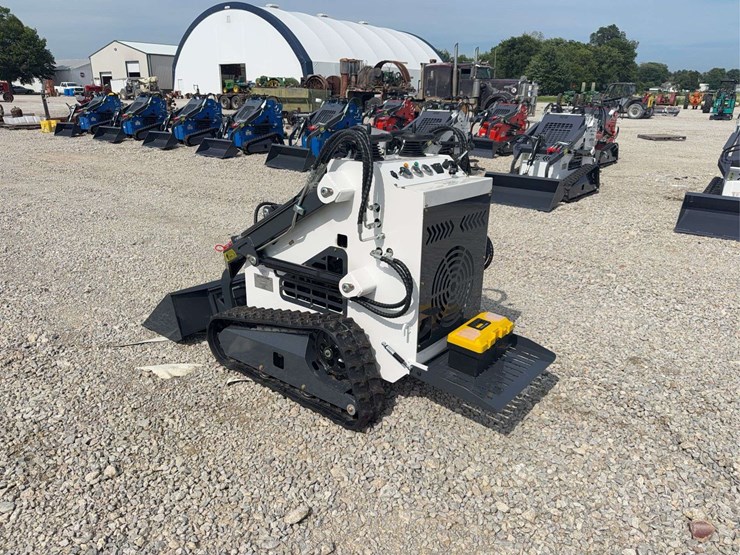 2026-zjg-zj-380-tracked-mini-skid-steer-loader-image-3