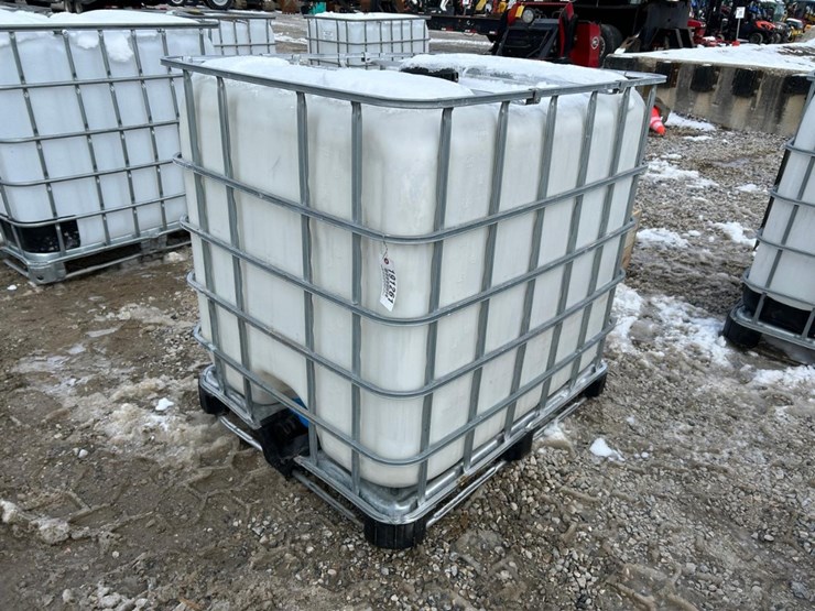 water-tank-tote-image-5