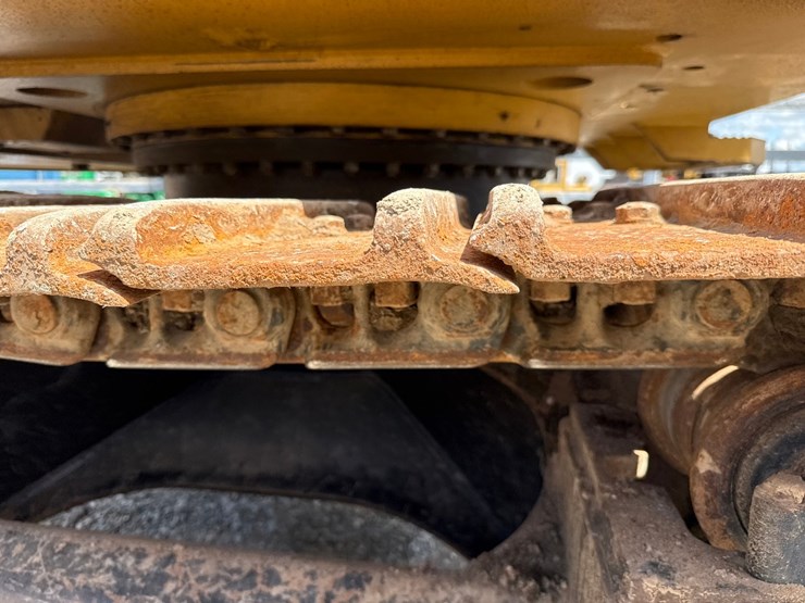 2014-caterpillar-501-image-99