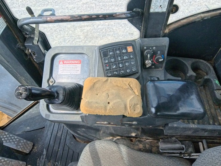 2006-deere-544j-image-47