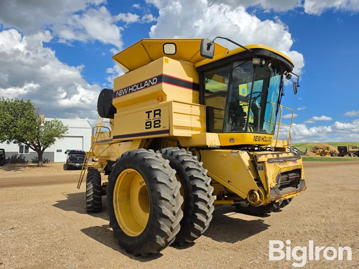 1998-new-holland-tr98-image-3