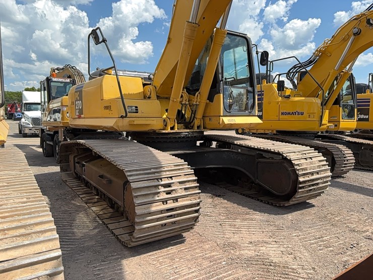 komatsu-pc270-lc-7-image-3