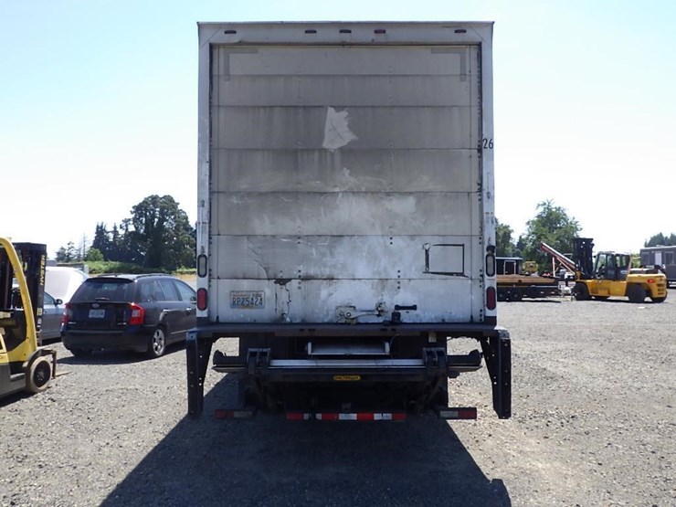 2017-peterbilt-pb337-26'-box-truck-image-6