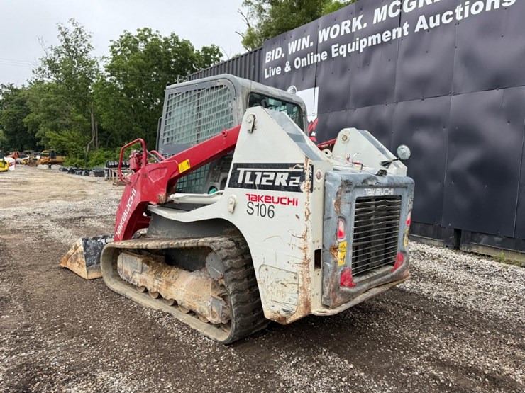 2020-takeuchi-tl12r2-image-2