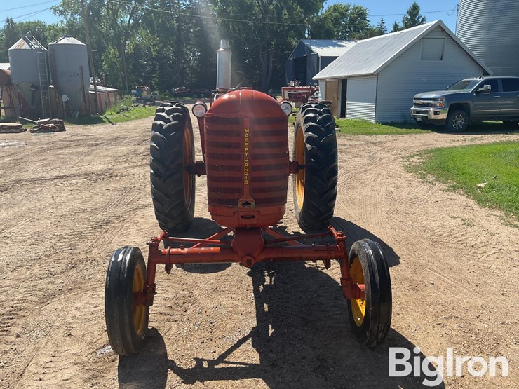 massey-ferguson-33-image-2