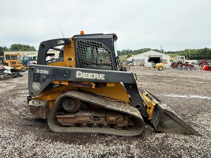 deere-333e-image-5