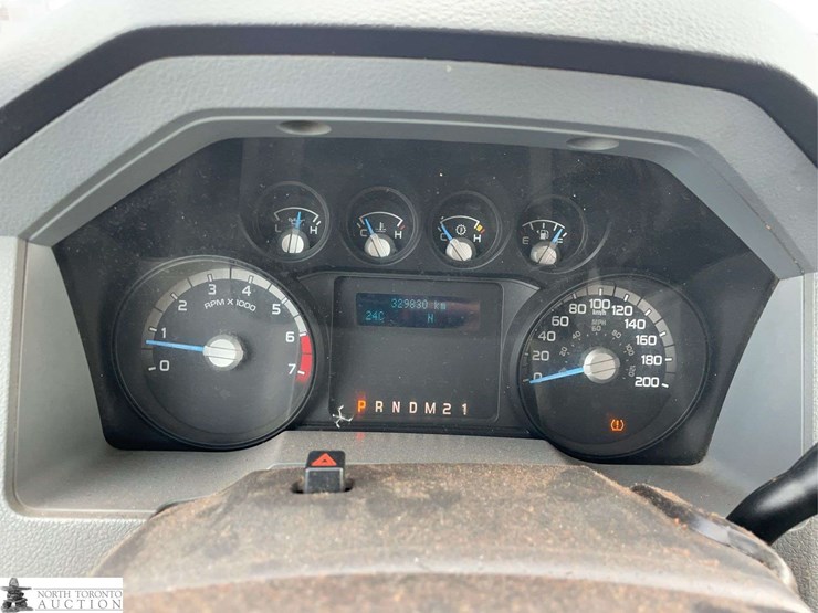 2015-ford-f350-image-11