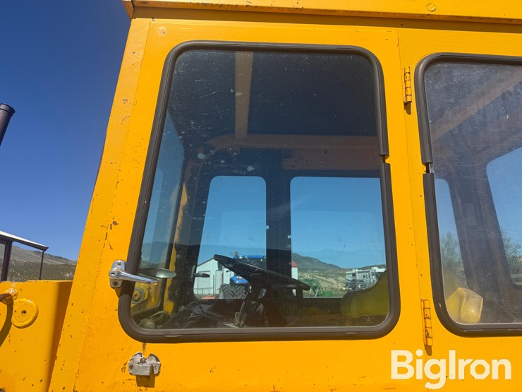 1984-deere-310b-image-12
