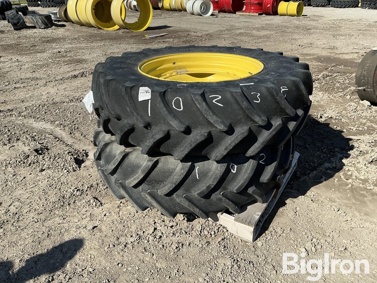 deere-tires-image-1