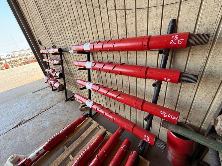 10’l-x-1.4’w-x-4.4’h-lean-to-tool-rack-image-3
