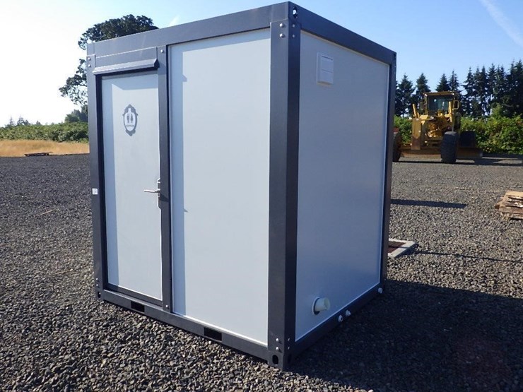 portable-toilet-w/-shower-image-2
