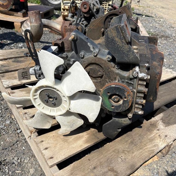 Yamnar 3TNV82A 3-Cylinder Diesel Engine