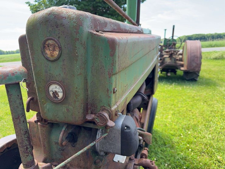 john-deere-model-b-image-19