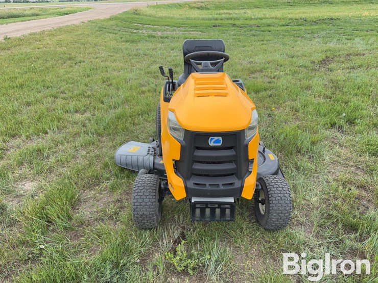 2018-cub-cadet-13apa1ct010-xt1-lt46"-lawn-mower-image-2