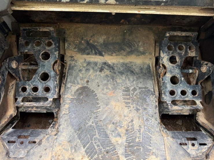 2019-bobcat-t595-image-20