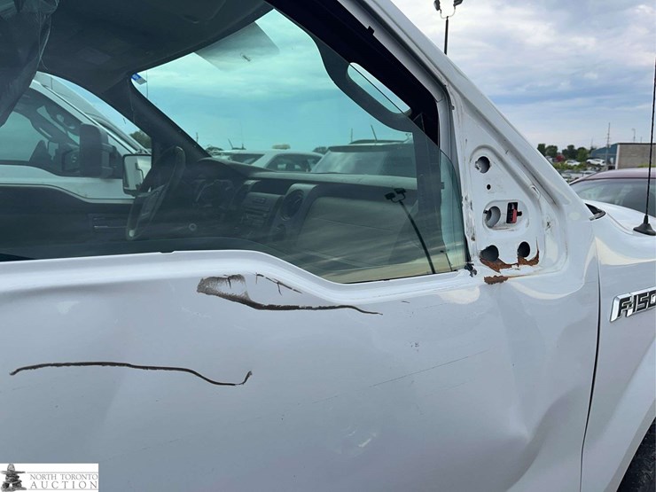 2010-ford-f150-image-32