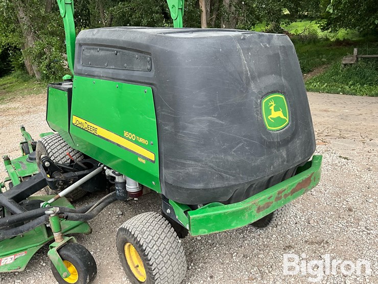2018-john-deere-1600-turbo-image-10