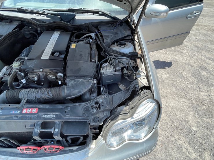 #162-•-2005-mercedes-c230-kompressor-(clean-nm-title)-image-115
