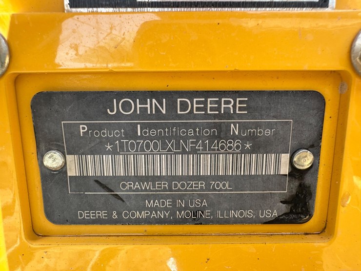 2022-deere-700l-image-40