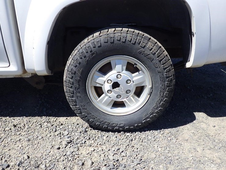2005-chevrolet-colorado-image-9