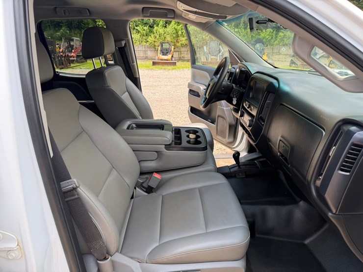 2019-chevrolet-silverado-1500-image-49