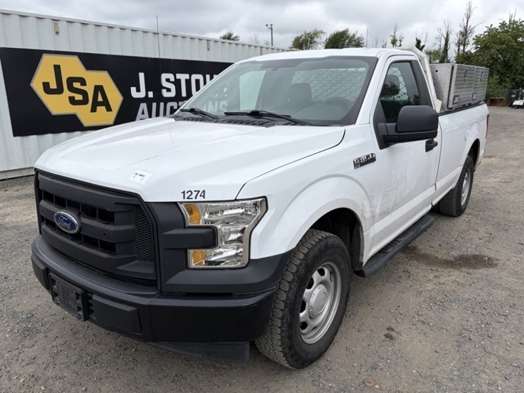 2017-ford-f150-xl-image-1