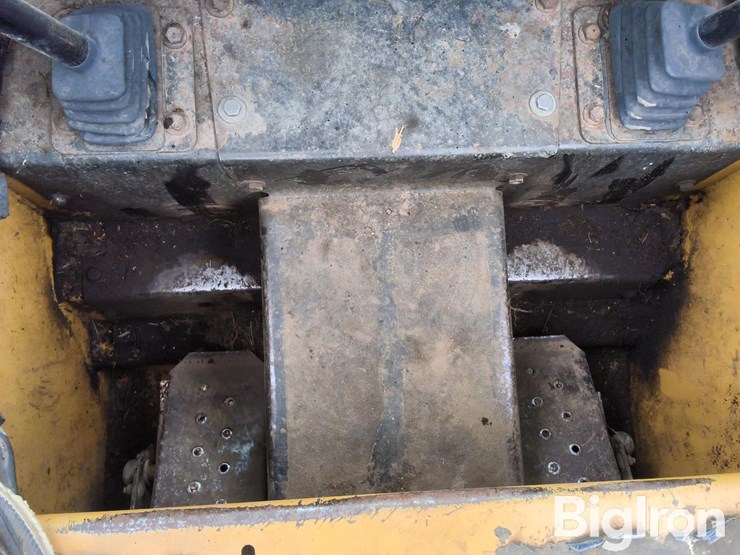 new-holland-lx665-turbo-image-14