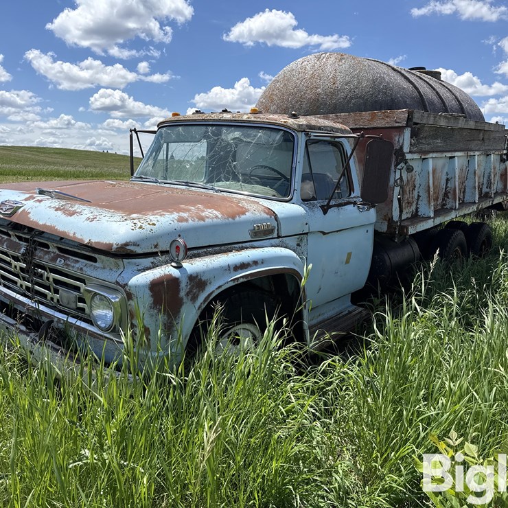 1964 FORD F600