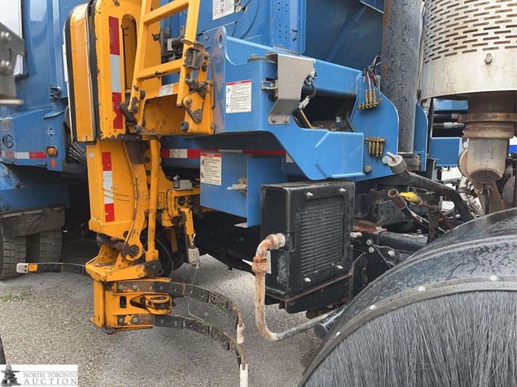 non-operable-2020-mack-lr-t/a-refuse-truck-image-15