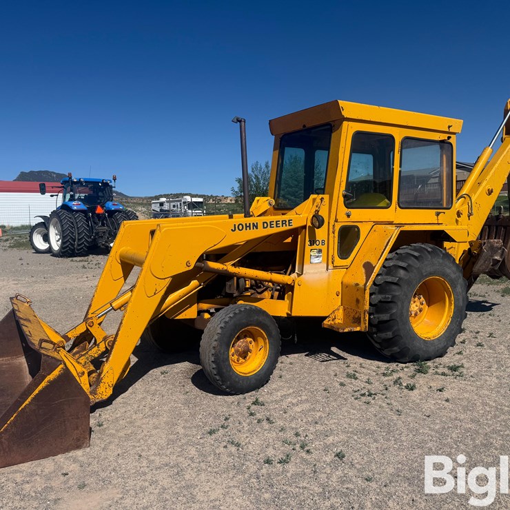1984 DEERE 310B