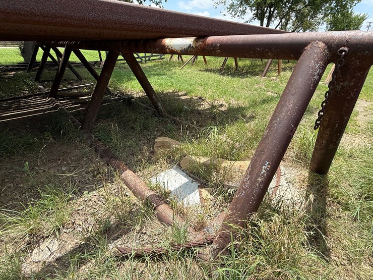 (2-x-$)-28’l-x-36”h-triangular-pipe-racks-image-2
