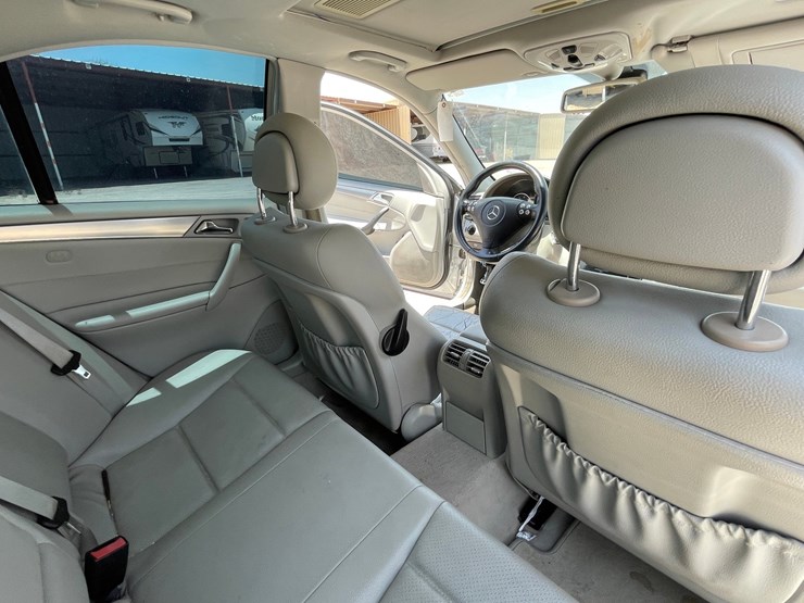 #162-•-2005-mercedes-c230-kompressor-(clean-nm-title)-image-99